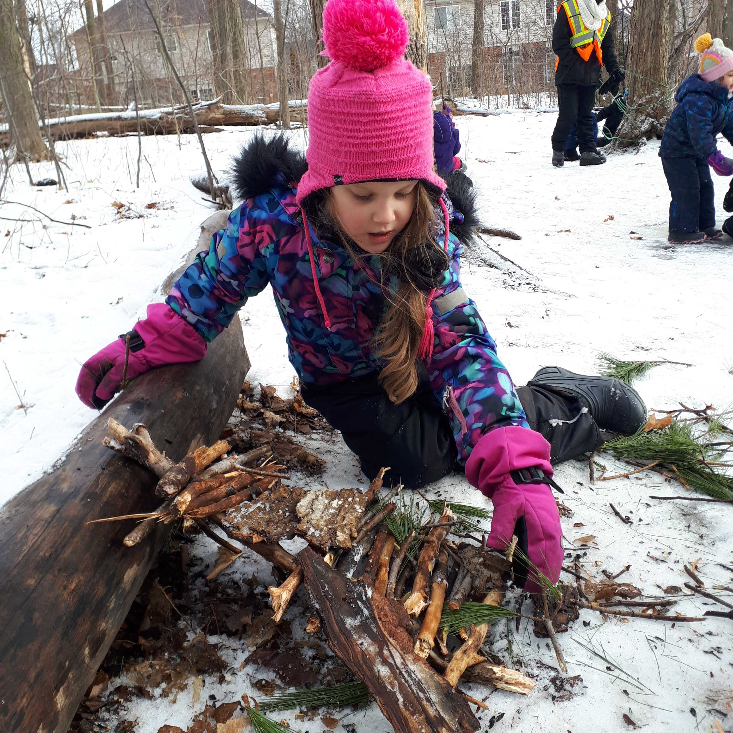 Mini Shelter Building
